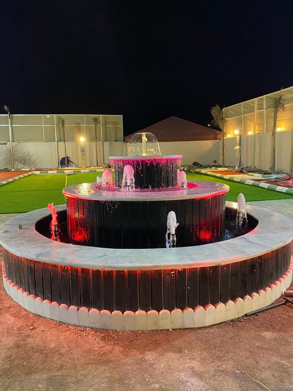 نافورة رخام وتشطيبات حجرية خارجية بالرياض